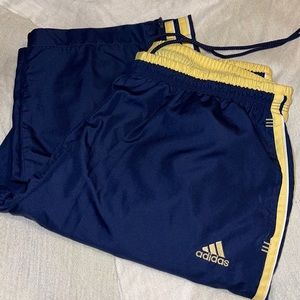 Adidas women windbreaker track pants medium